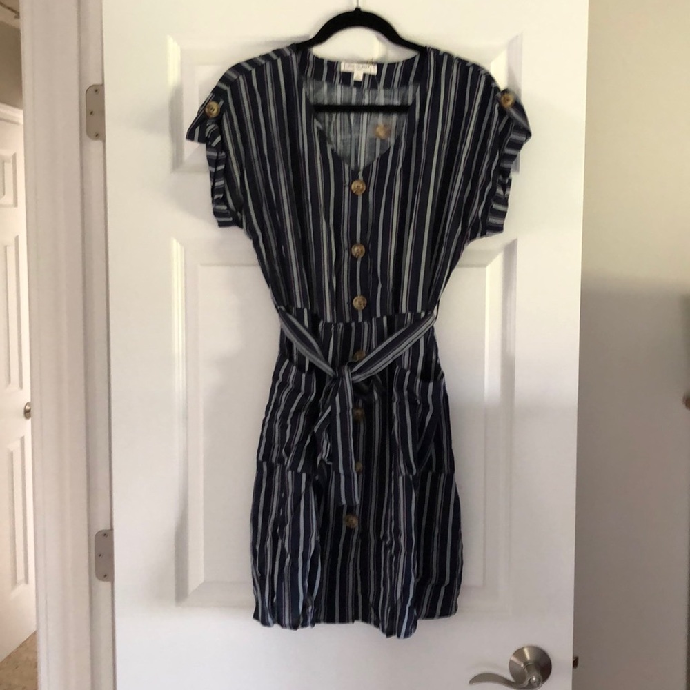 Women’s blu pepper navy dress